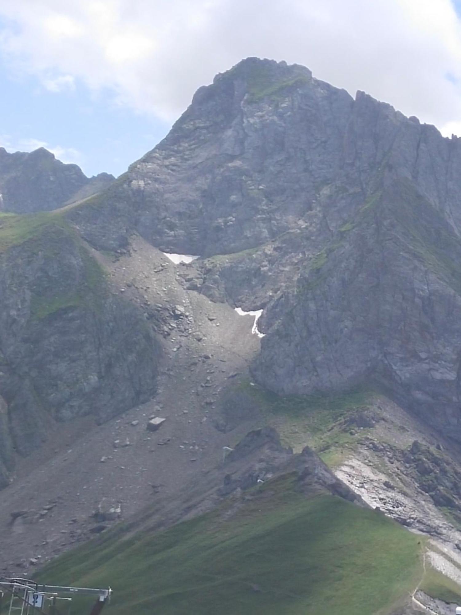 Le Petit Studio Du Tourmalet Pied Des Pistes - La Mongie Exteriör bild